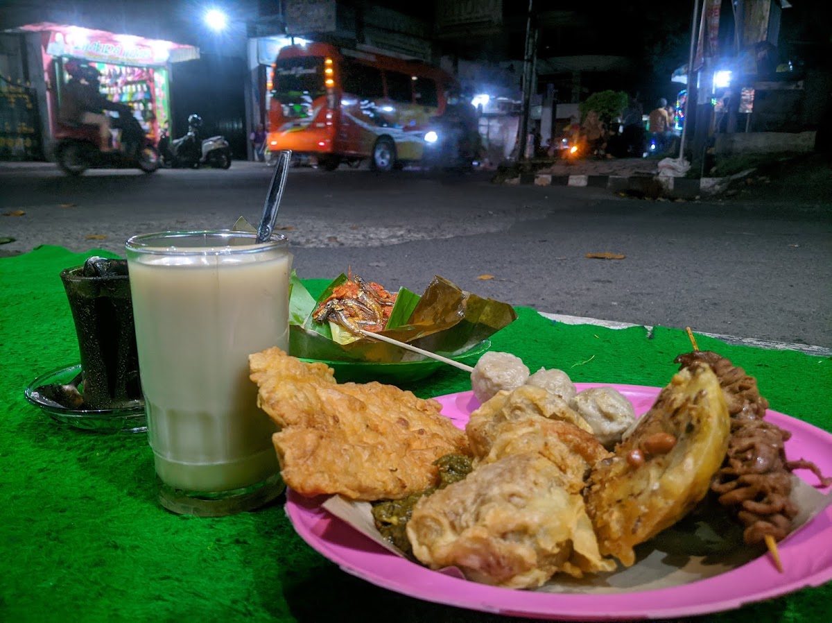 Angkringan Pasar Paing