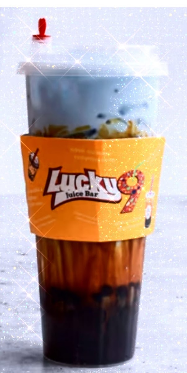Lucky 9 Juice Bar Photo 10