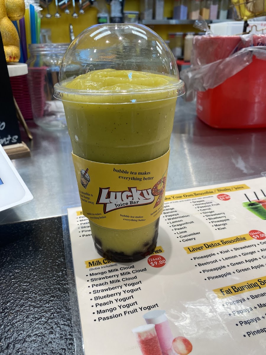 Lucky 9 Juice Bar Photo 5