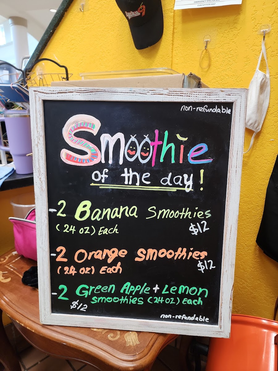 Lucky 9 Juice Bar Photo Menu 3