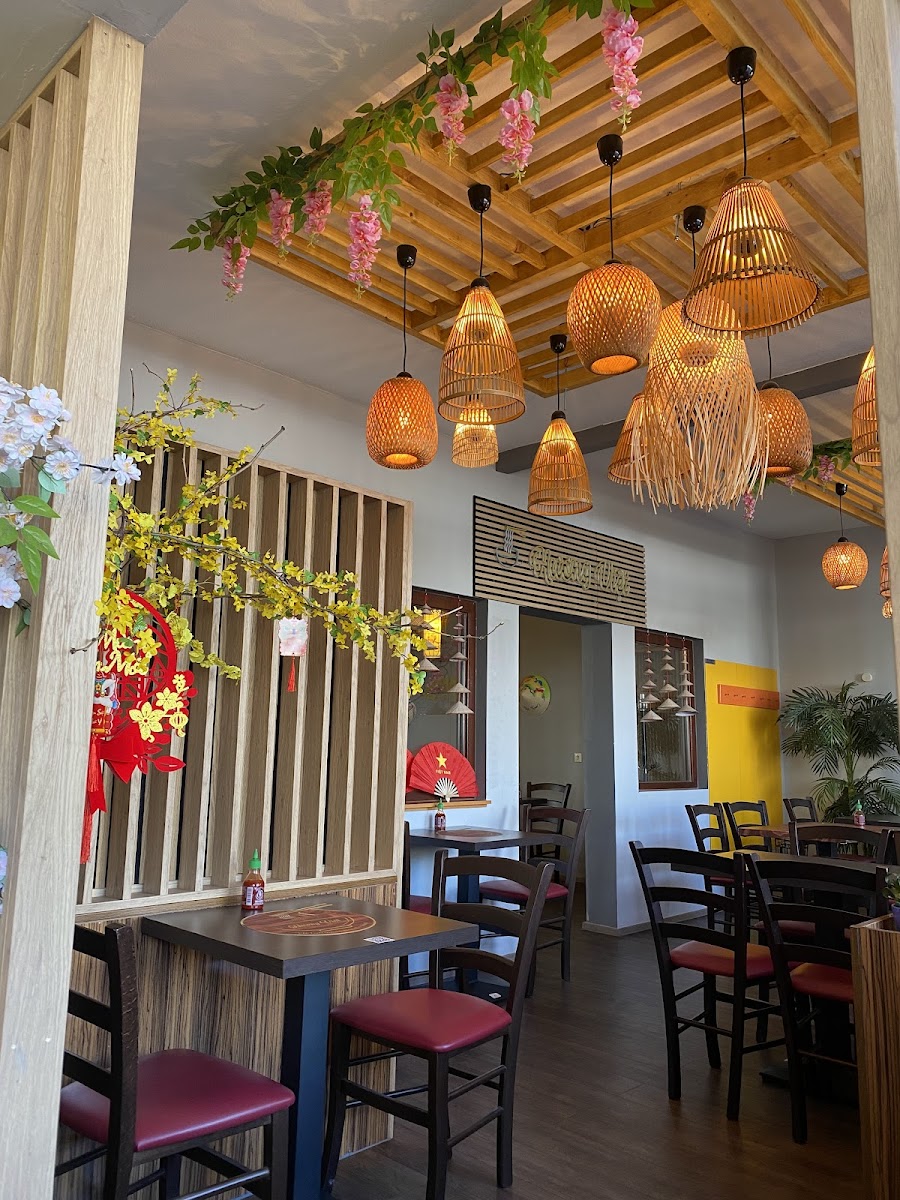 Huong Viet - Vietnamese & Japanese Food Photo 7