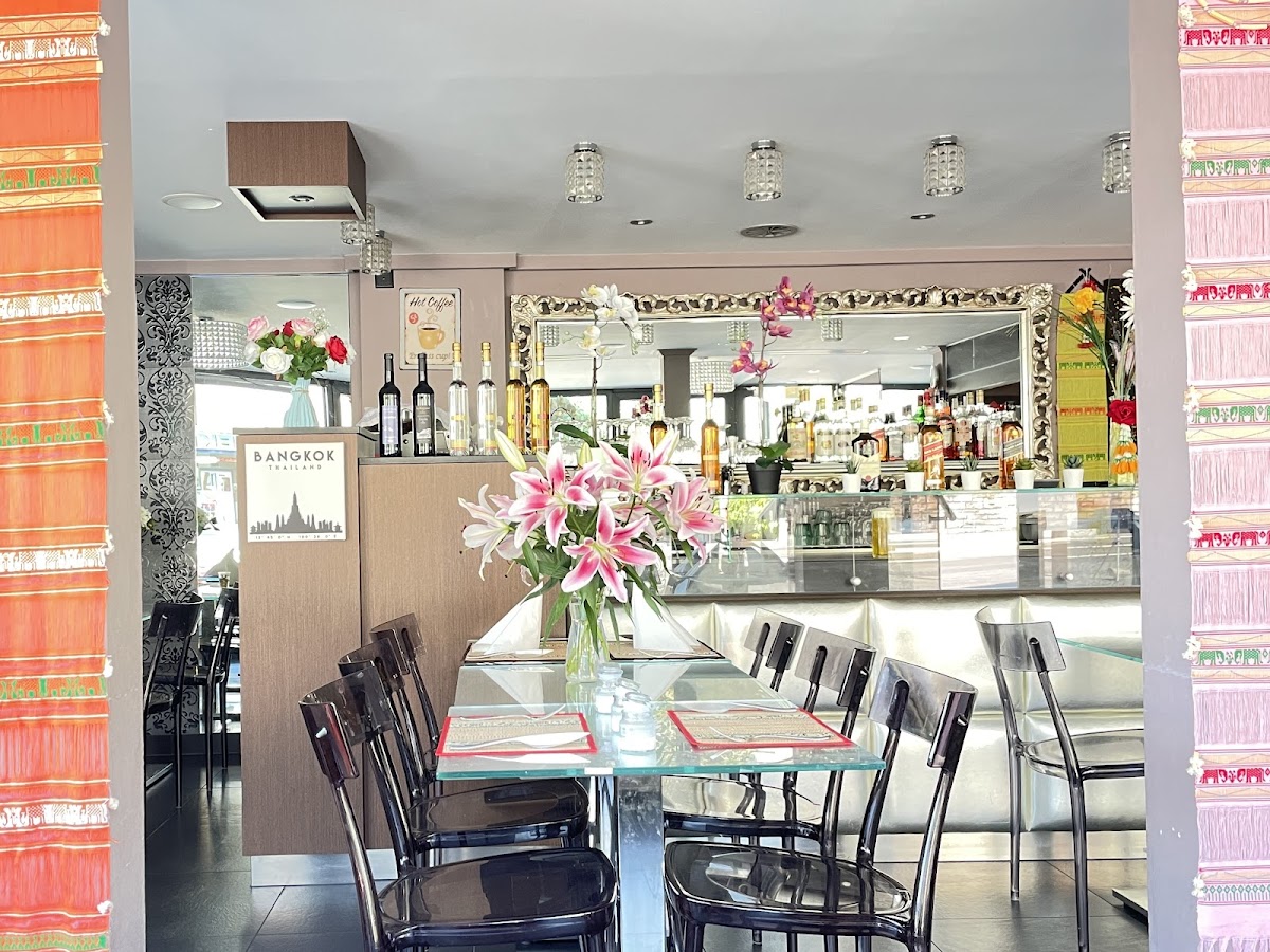 Mey's Thai Restaurant