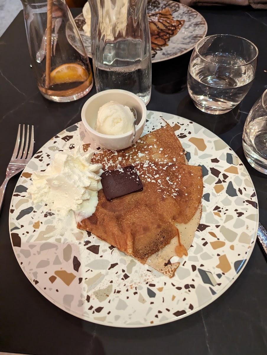 La Saint Georges Crêperie | Bordeaux Photo 10