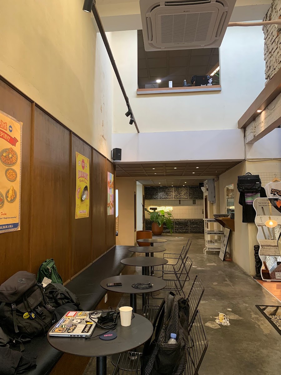 Janjian Coffee House Point Photo 3