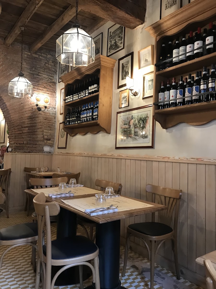 Ristorante Pizzeria Taverna degli Amici