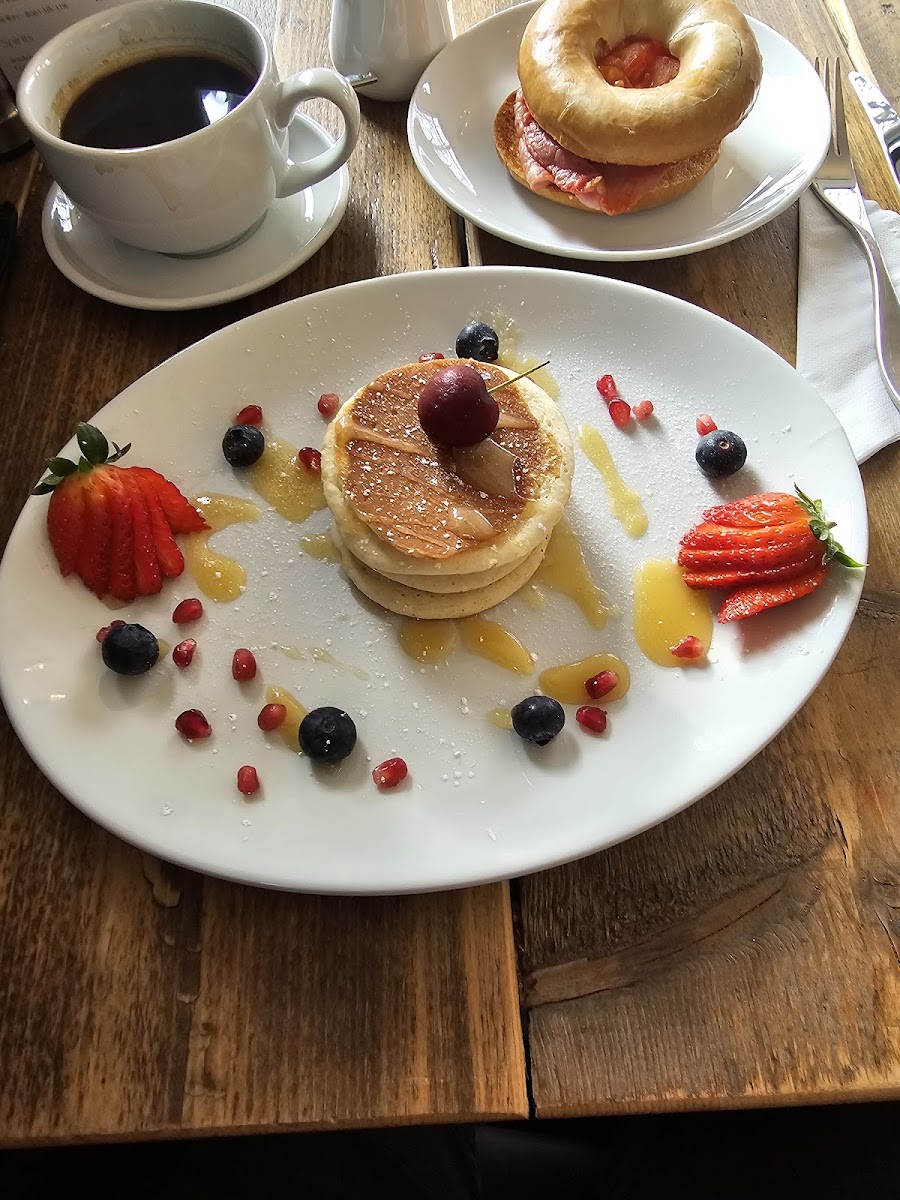 The Whistling Kettle Tea Room & Bistro Photo 9