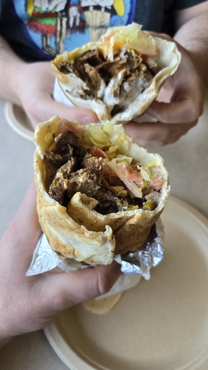 Antonio's Pizza & Donair Medicine Hat Photo 4