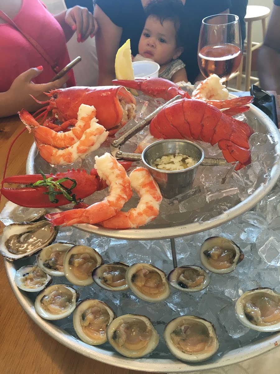 Triton Craft Beer and Oyster Bar Photo 6