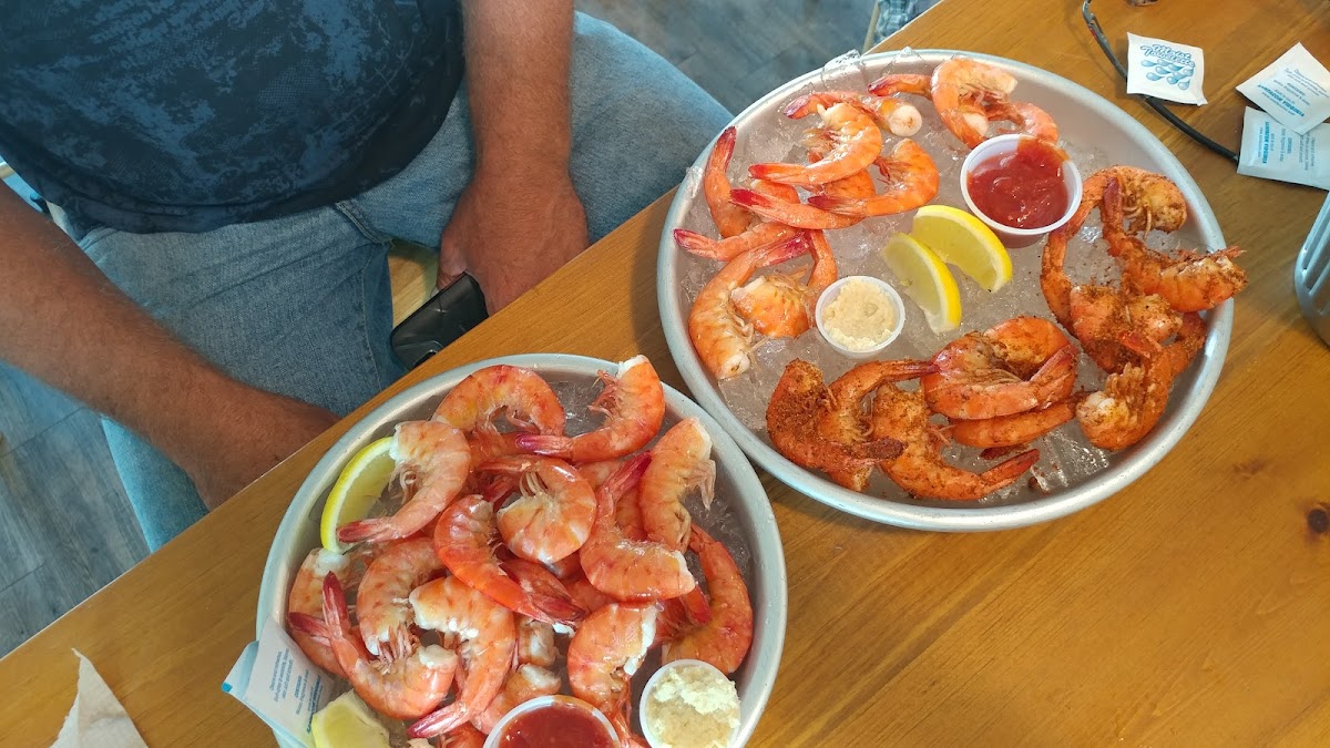 Triton Craft Beer and Oyster Bar Photo 9