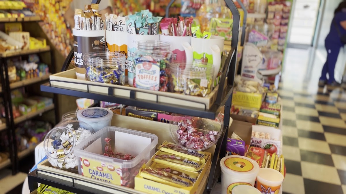 The Sweet Tooth Photo 2
