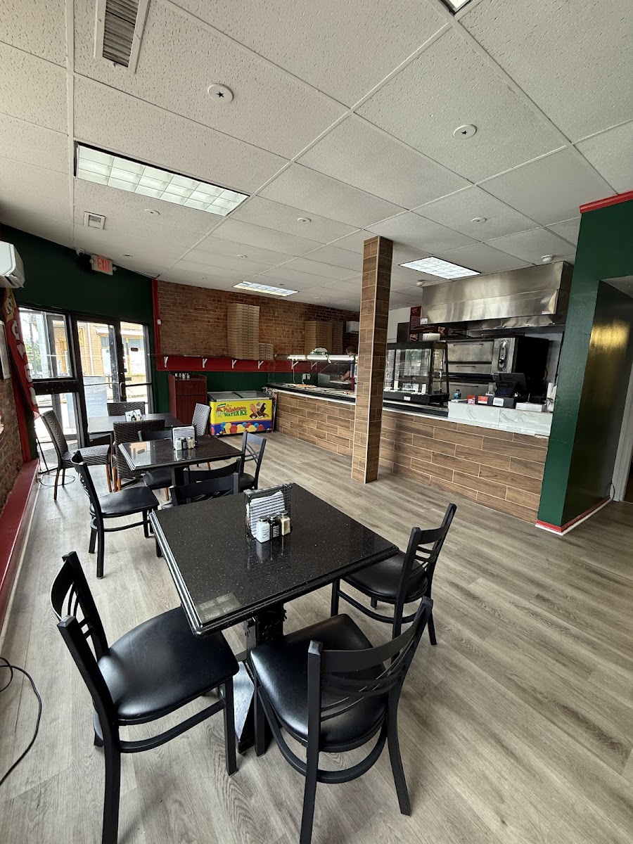 Anthony’s Pizza