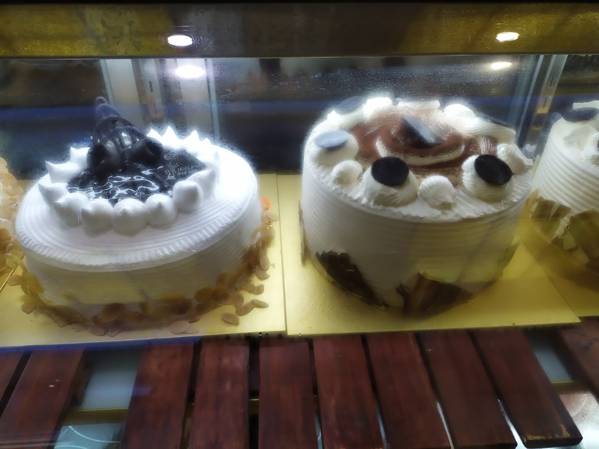 Holland Bakery Sudirman Photo 5