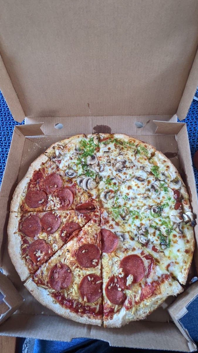 Domino's Pizza Heide Photo 10