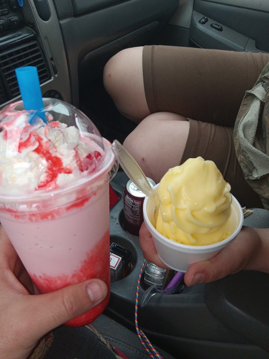 Dominick's Froyo and Ice cream Photo 7