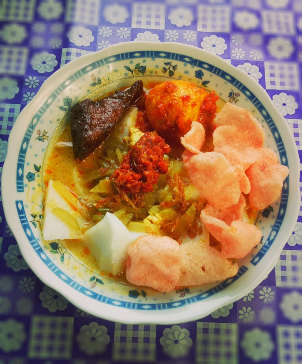 Nasi Uduk Maknyuz - BUDHE BEJO Photo 5