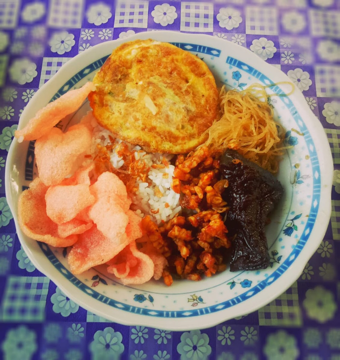Nasi Uduk Maknyuz - BUDHE BEJO Photo 6