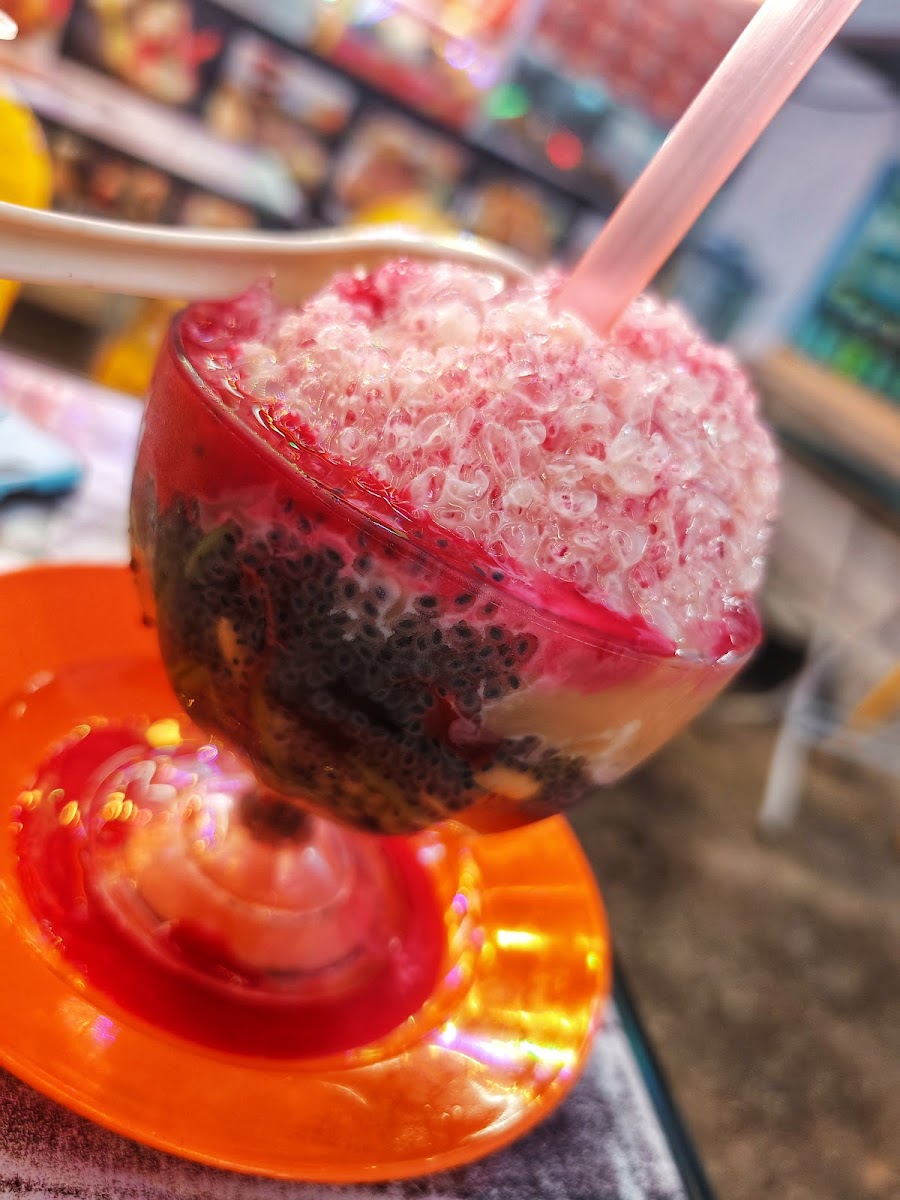 Elina Tomyam Photo 7