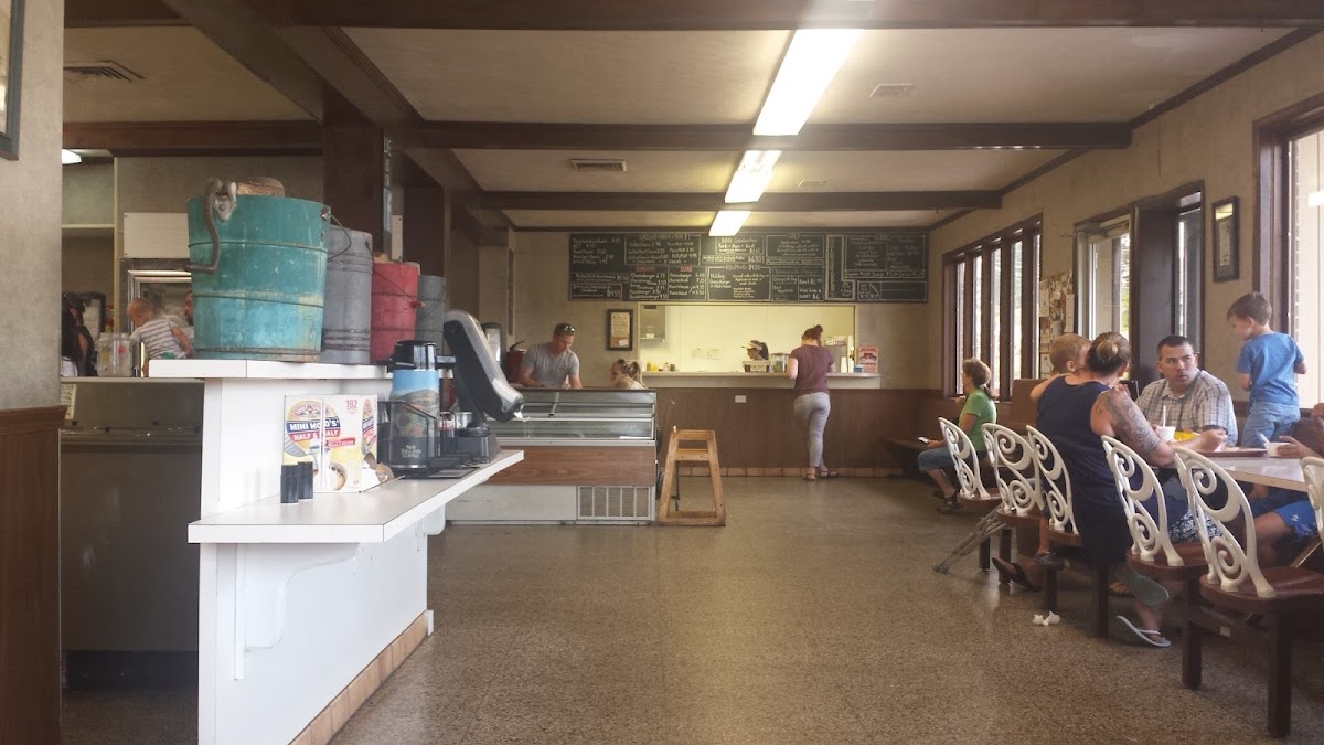 Bill Mack's Ice Cream Photo 4