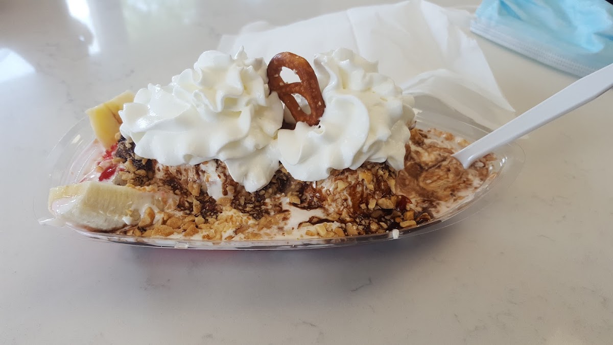 Bill Mack's Ice Cream Photo 5