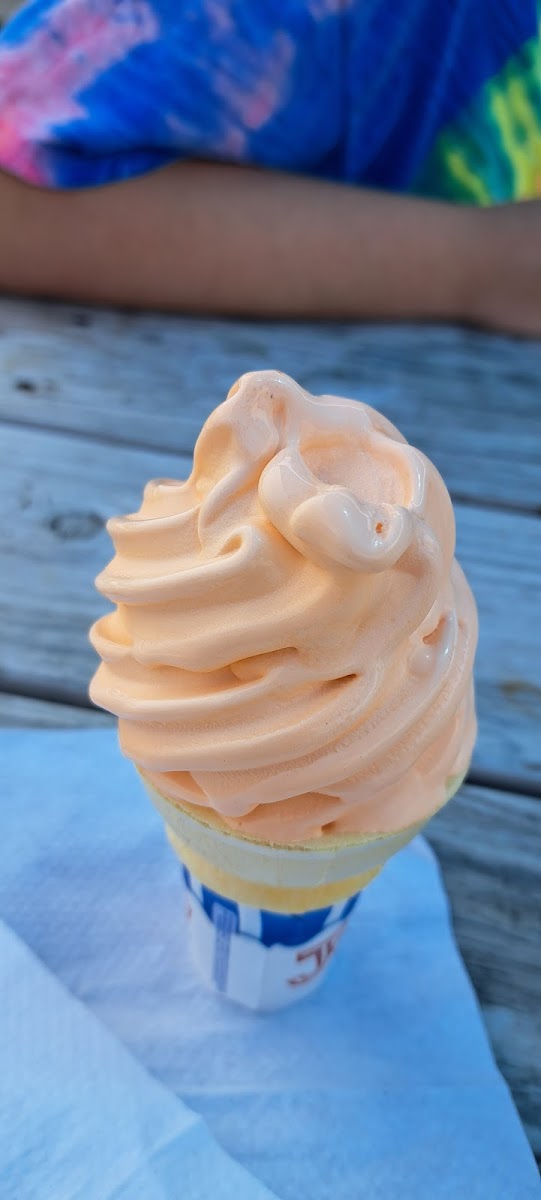 Bill Mack's Ice Cream Photo 6