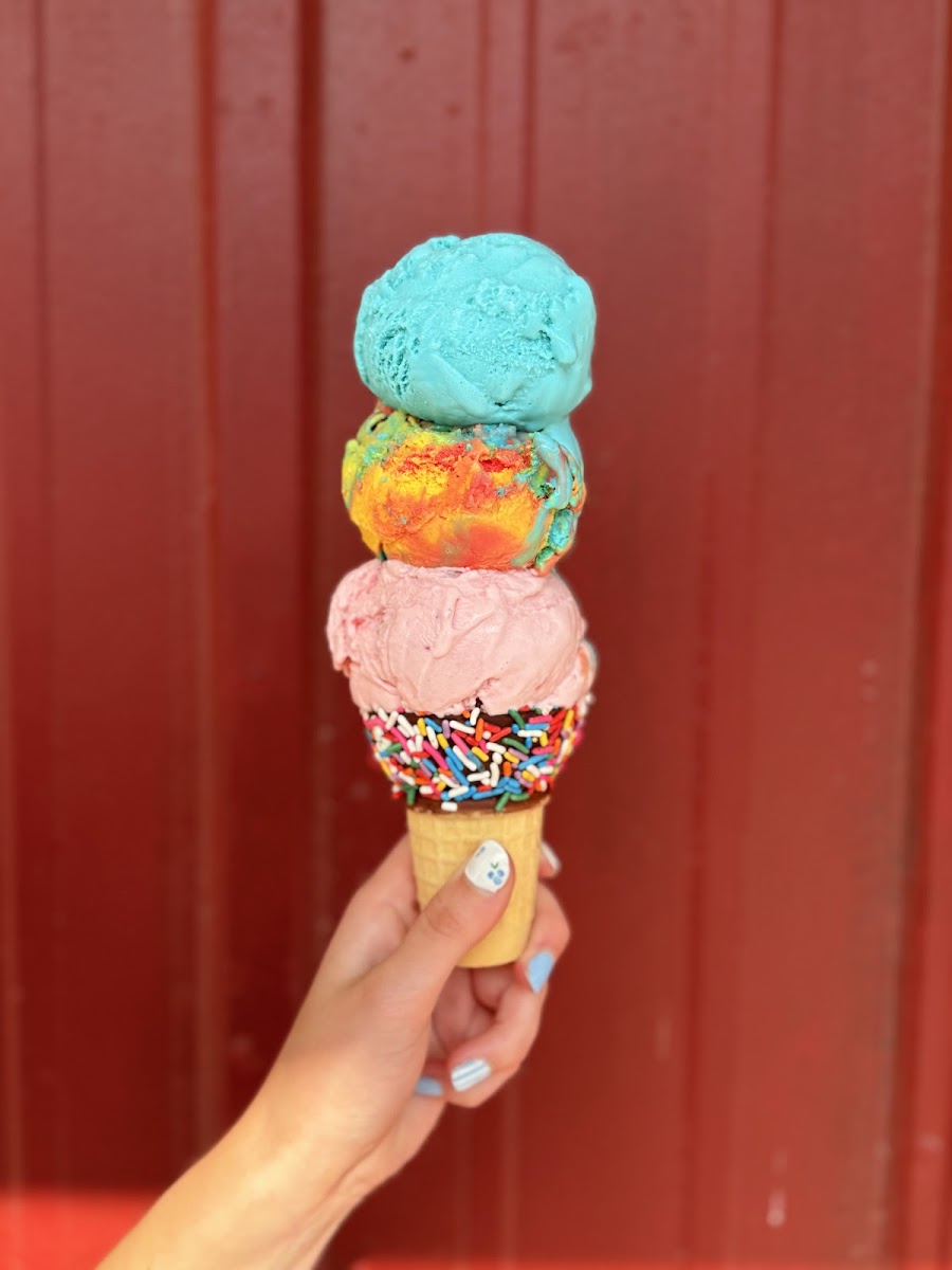2 Scoops & Holy Grounds Photo 3