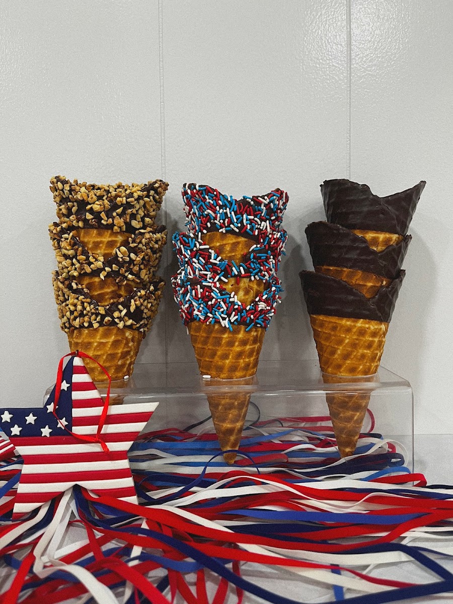 2 Scoops & Holy Grounds Photo 4