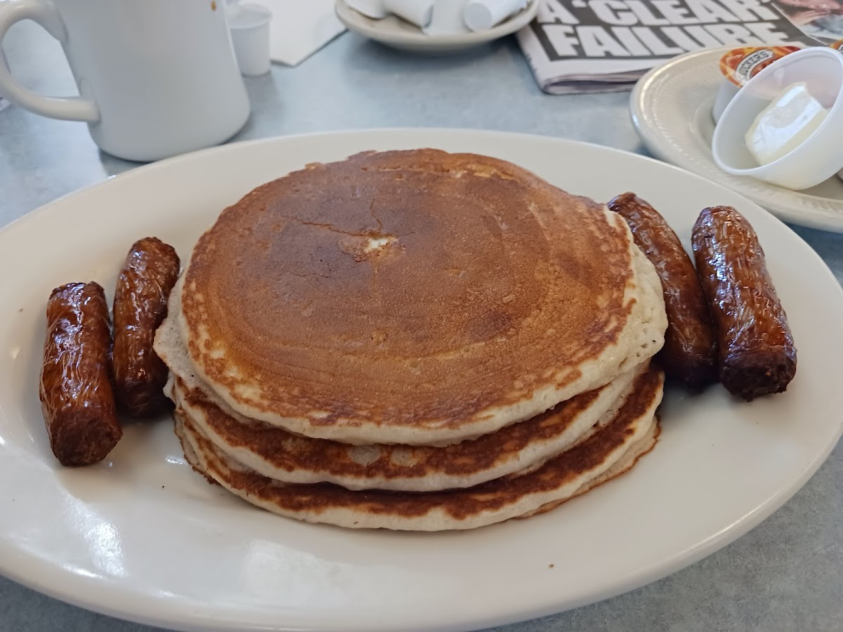 Empire Diner Photo 10