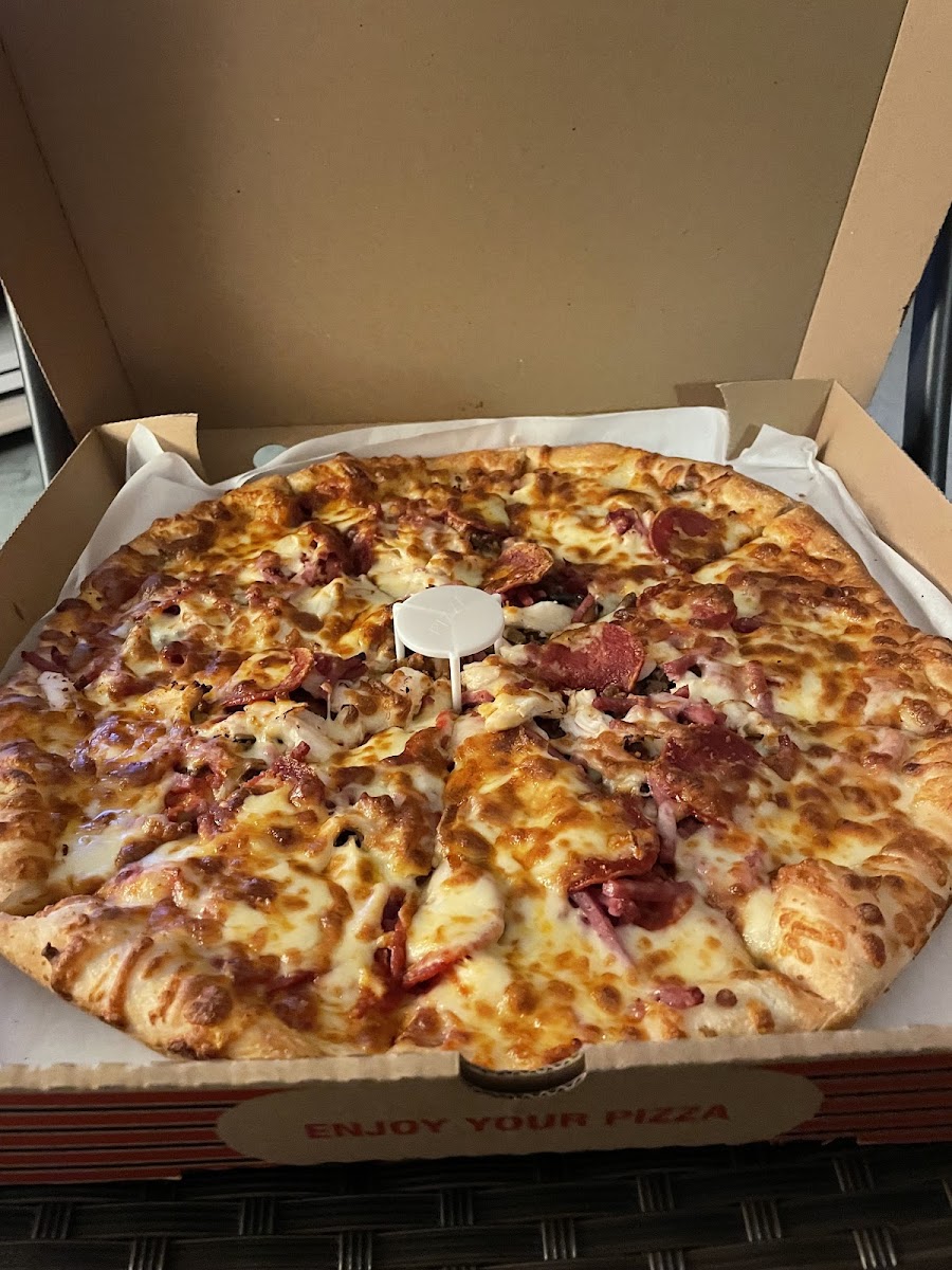 Ridgeway Pizza Photo 9