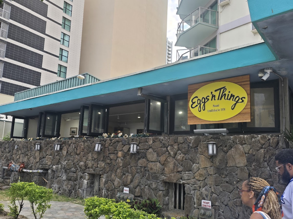 Eggs 'n Things - Waikiki Beach Eggspress