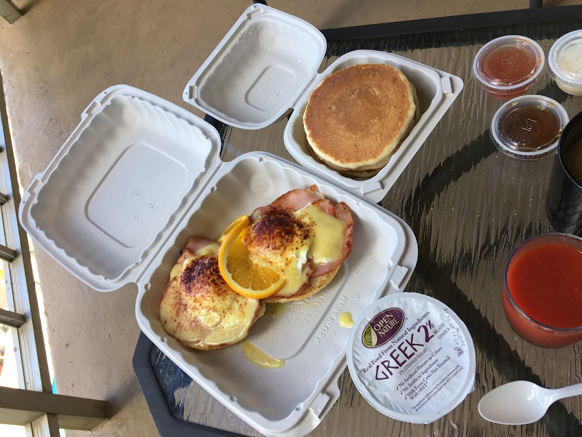 Eggs 'n Things - Waikiki Beach Eggspress Photo 9