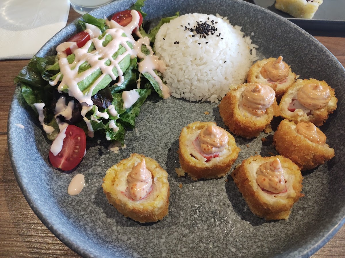 Mr. Sushi Colosio Photo 9