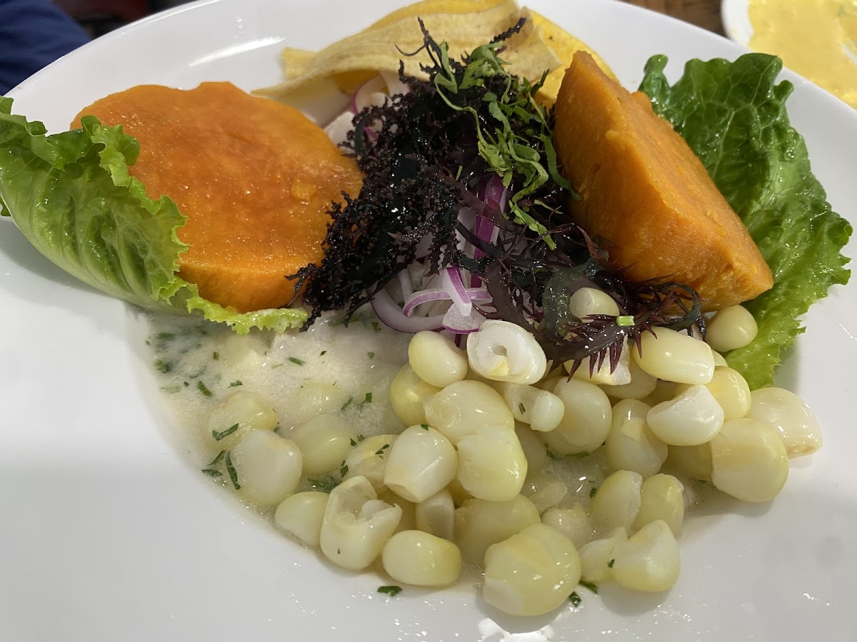 La Chata Restaurant - Hawthorne NJ Photo 4