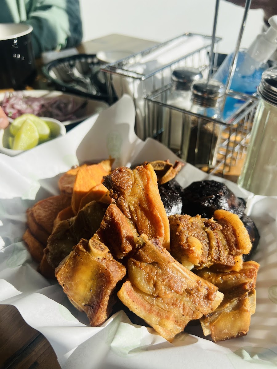 La Chata Restaurant - Hawthorne NJ Photo 8
