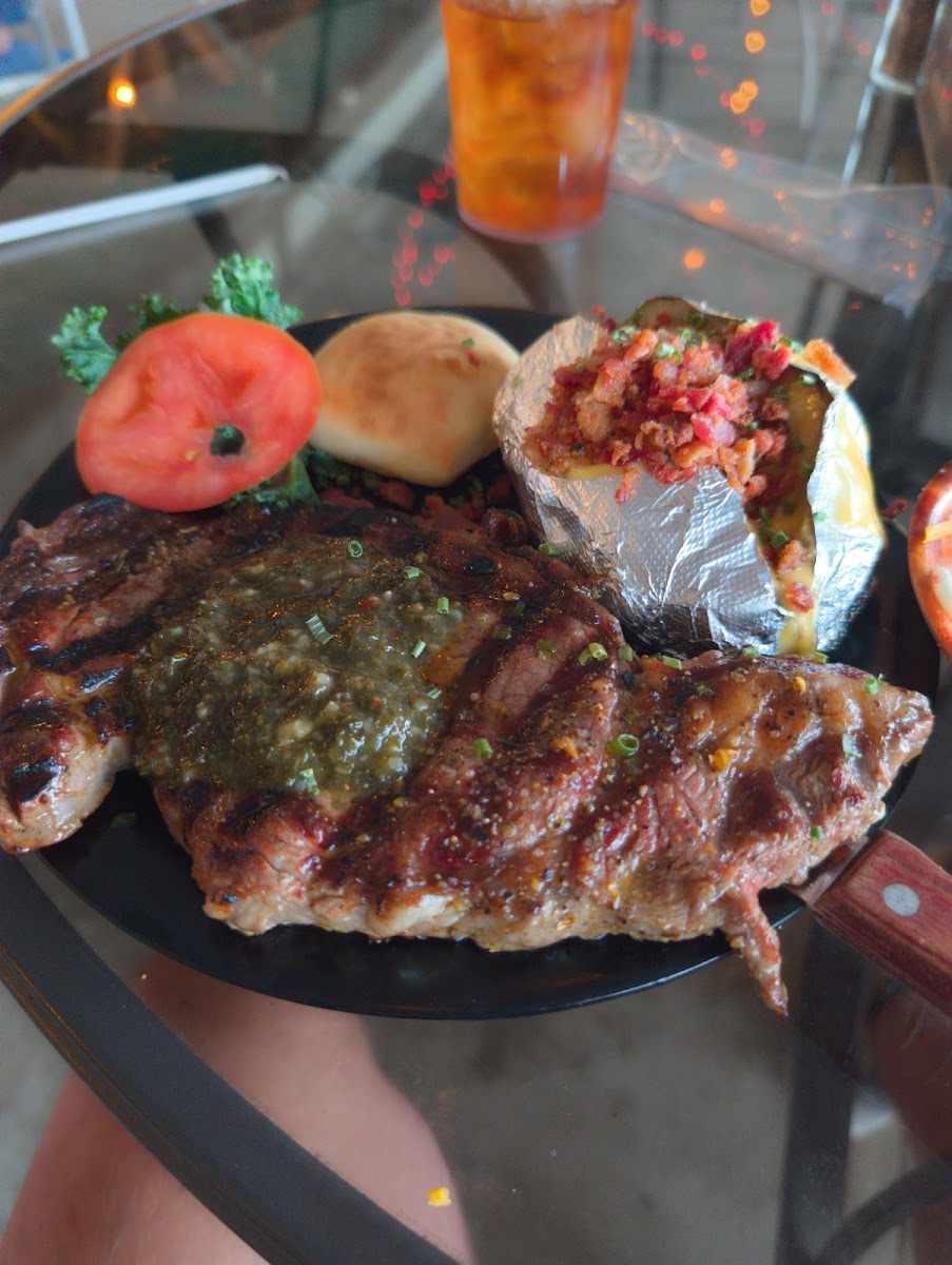 Scallywags Bar and Grill at Badin Lake Marina Photo 3