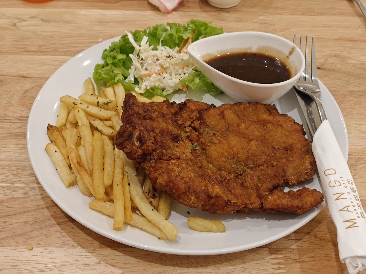 Mango Bakery & Cafe 銘湐烘焙坊 Photo 2