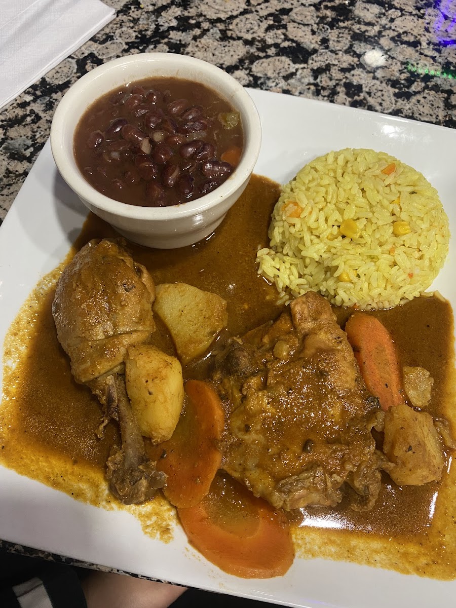 Mi Pais Family Restaurant Photo 5