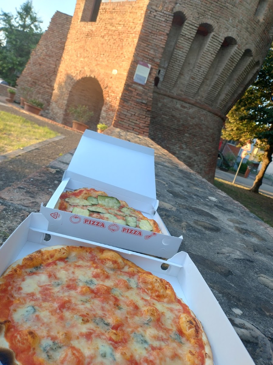 Pizzeria del Corso di Hassan Mohamed Aly Mohamed Photo 6