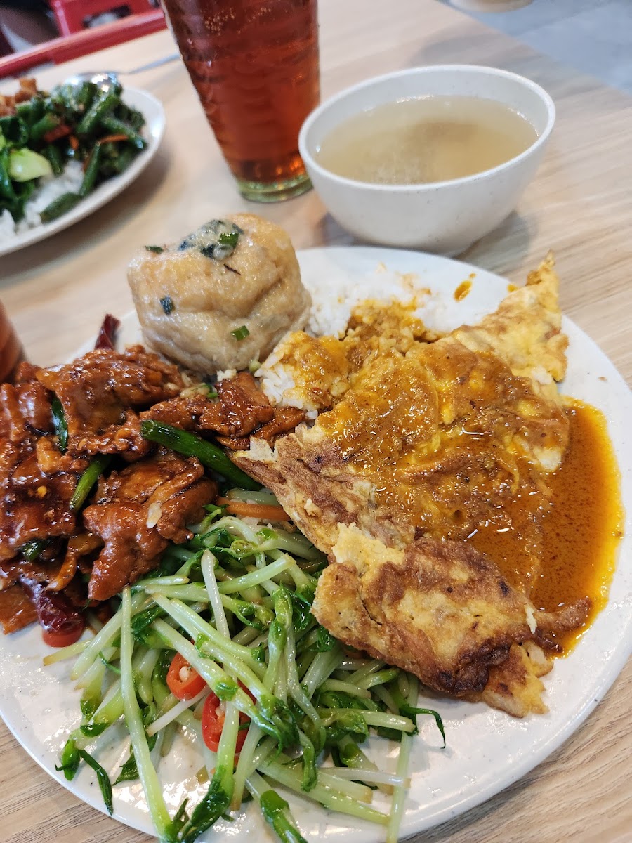 Restoran EP1 Mixed Rice 菜饭之家 Photo 10