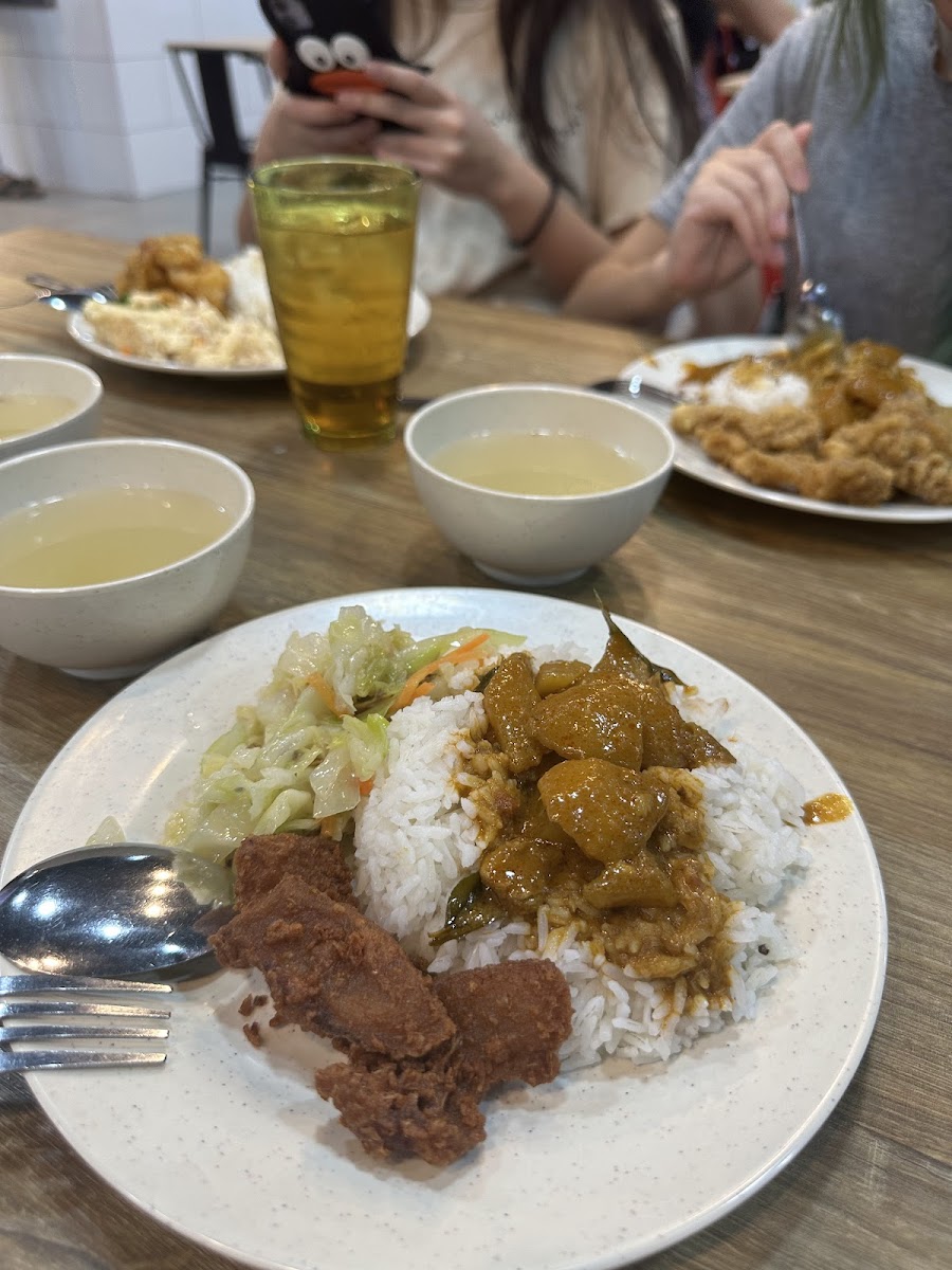 Restoran EP1 Mixed Rice 菜饭之家 Photo 6