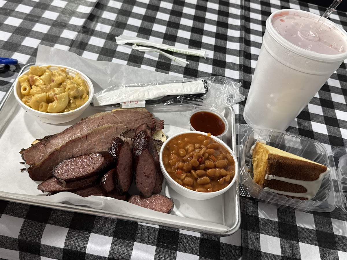 Smokin' & Rollin' BBQ Photo 5