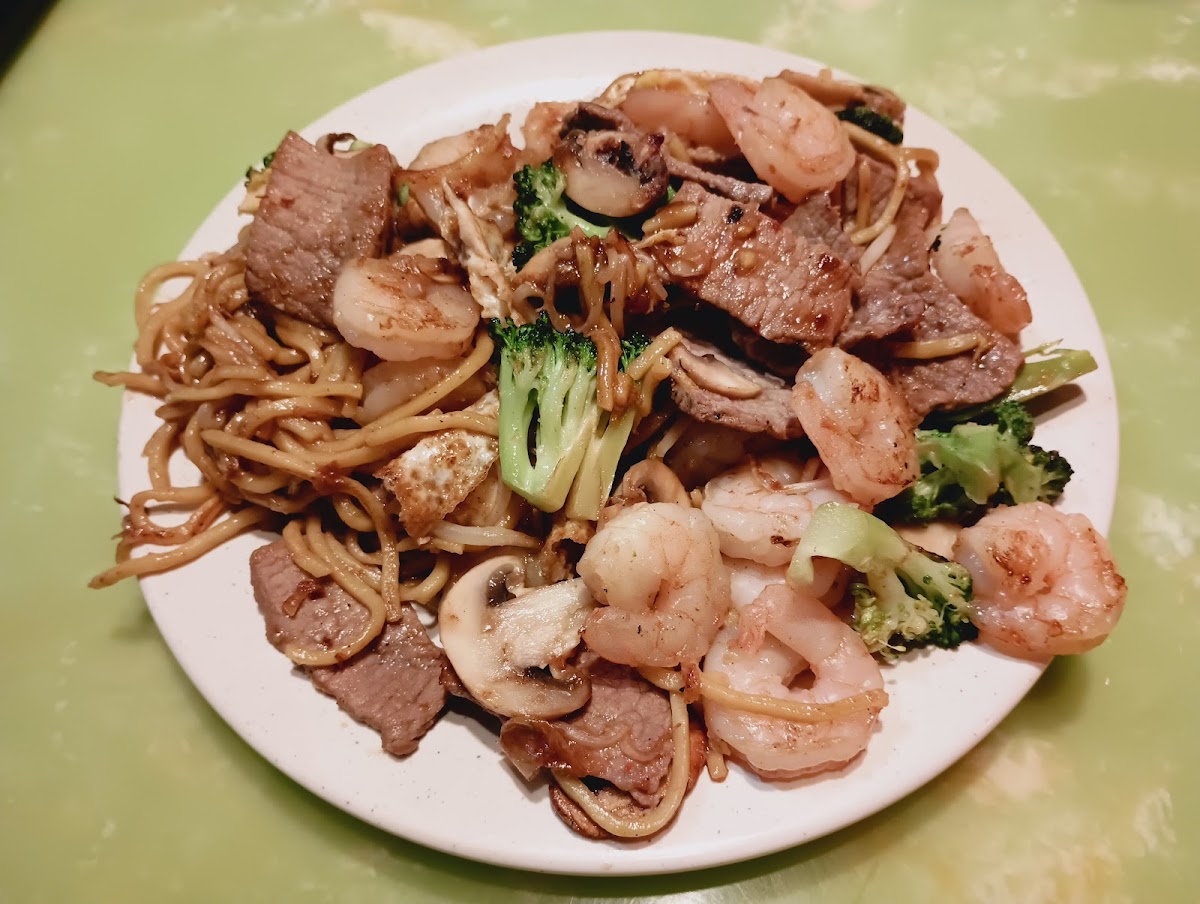 Fu Yuan Hibachi Buffet Photo 9