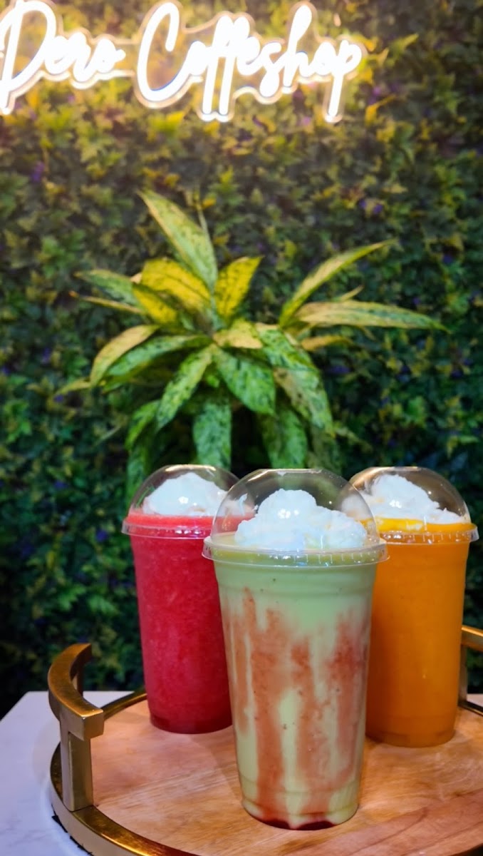 Dero Coffee Shop Photo 3