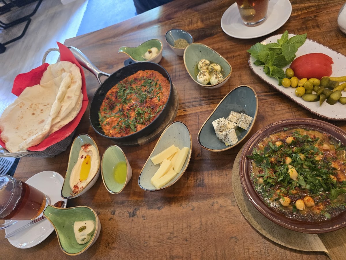Petit Beirut - Neumünster Photo 4