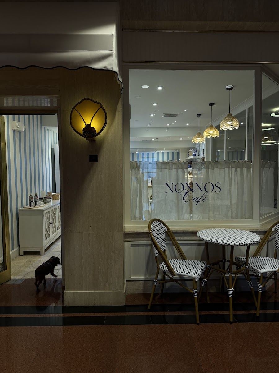 Nonnos Cafe Photo 6