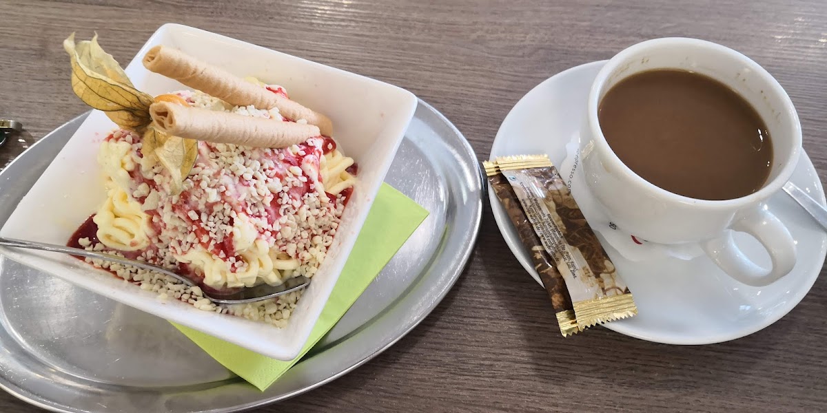 Cafe Madlen Photo 6
