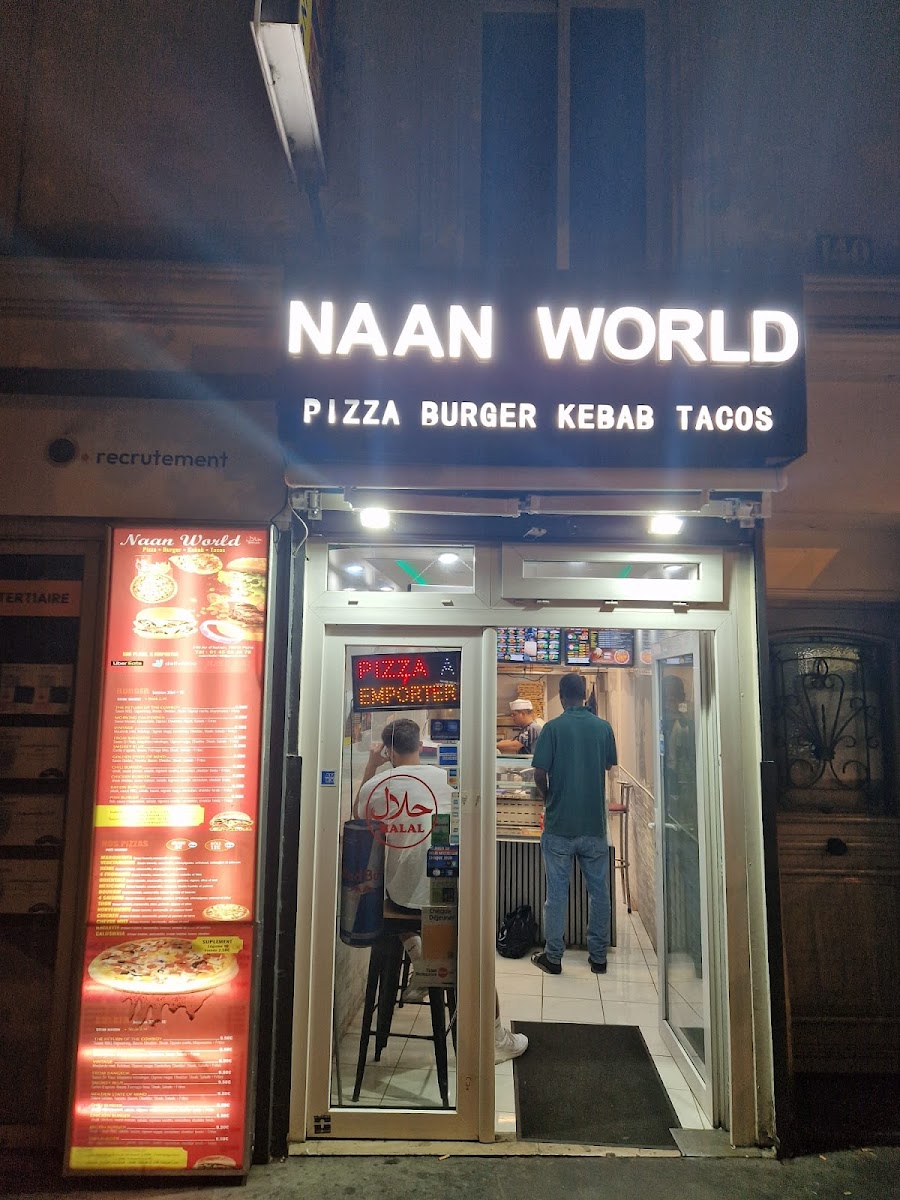 Naan World
