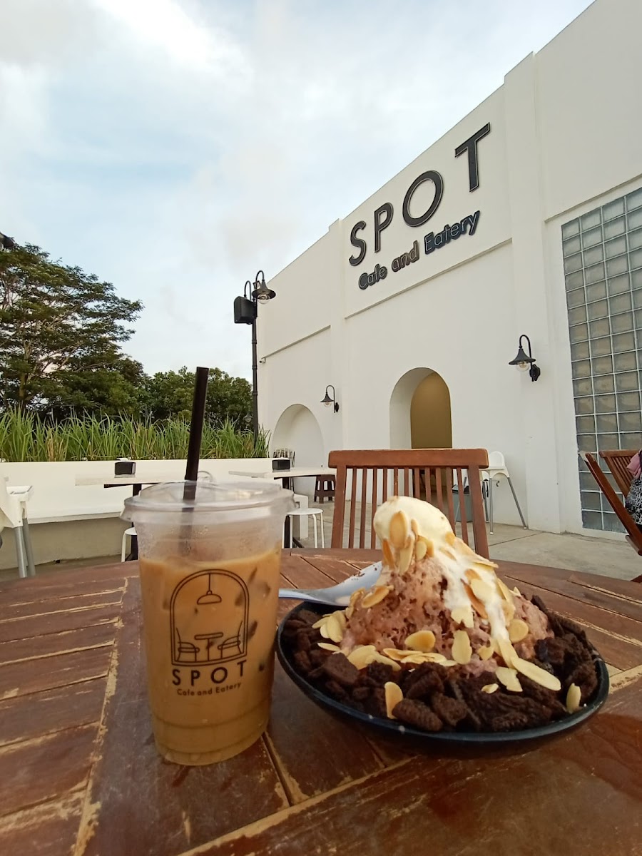 Spot Cafe Singkawang Photo 3
