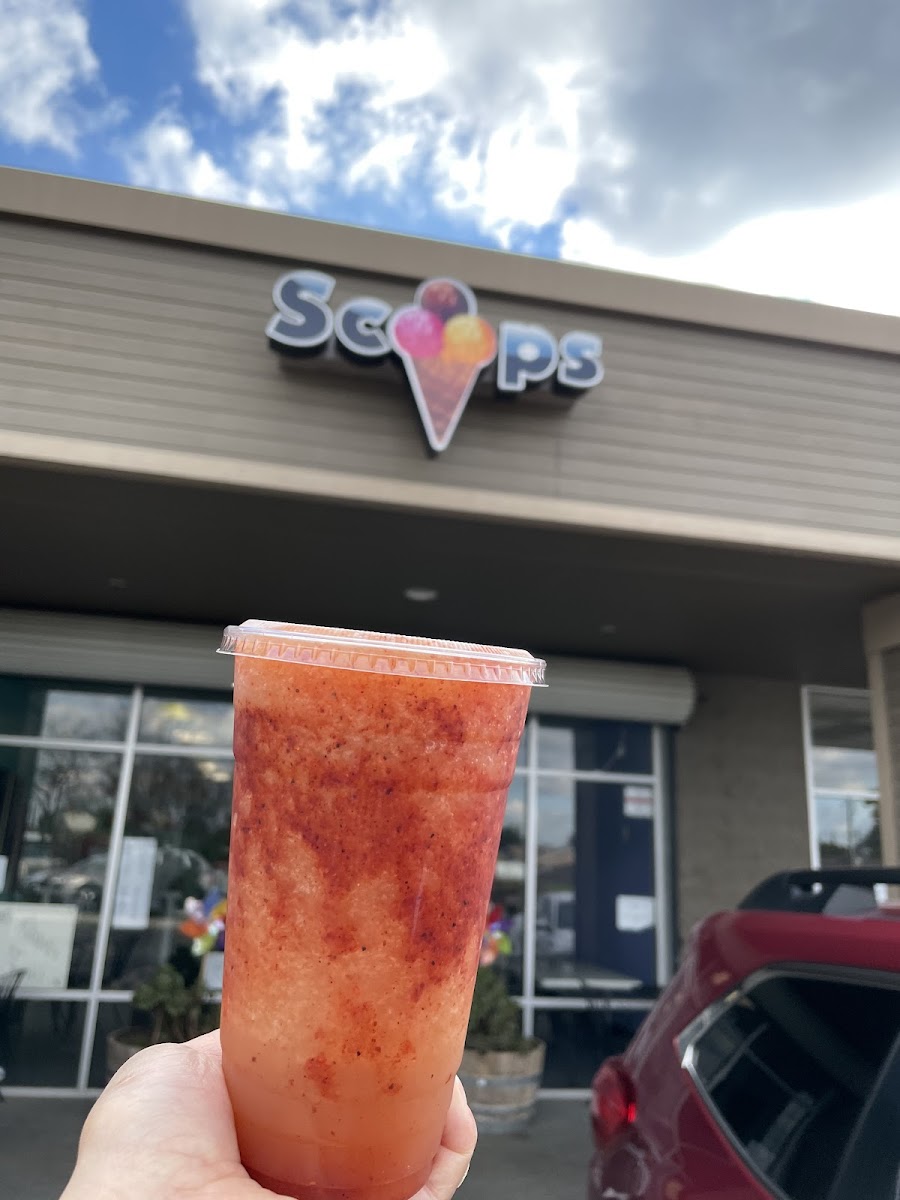 Scoops Photo 9