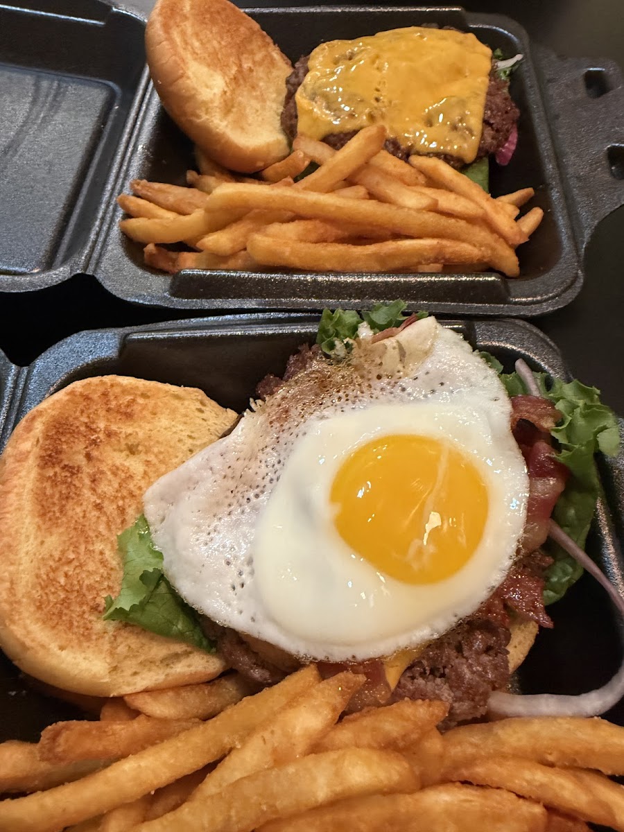 Hog Wild Burgers Shakes Photo 4