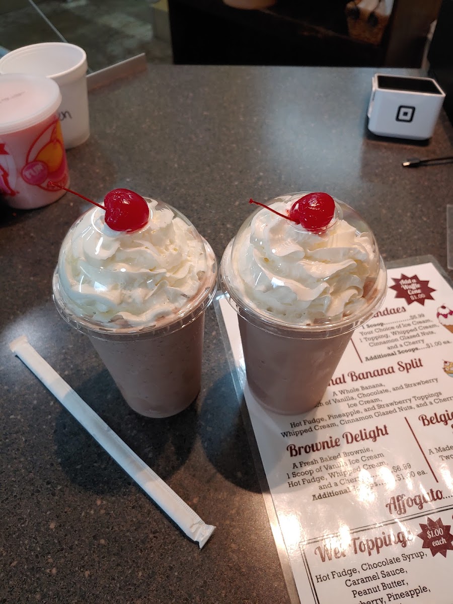 Hog Wild Burgers Shakes Photo 8
